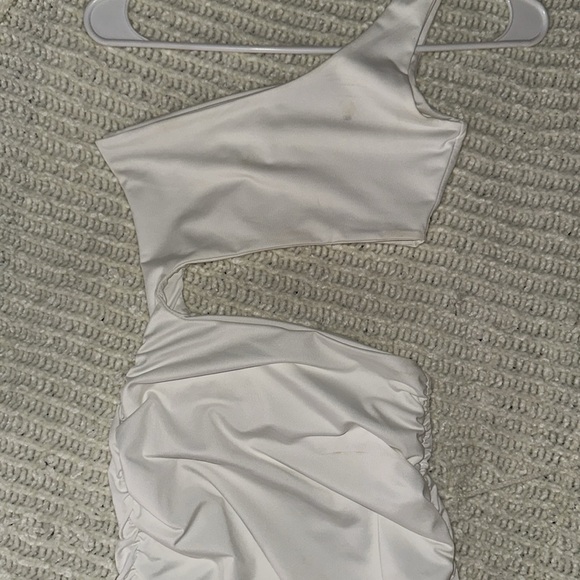 White One-Shoulder Cutout Dress - Picture 2 of 2